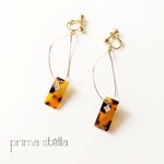 べっ甲とティアードロップのイヤリング／ピアス