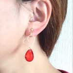 ワイヤーフープ ツイストハート✴︎透き通る紅い雫【イヤリング or ピアス】