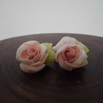 イヤリング⋄薔薇(ピンク）のイヤリング