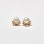 コットンパールの編みピアス
