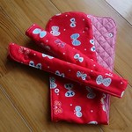 超ロング水筒肩ひもカバー／リバーシブル【ちょうちょ／チェック】赤 