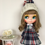 訳あり ドール服 Blythe  ワンピースとニット帽