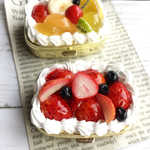 つやつや苺タルトのピルケース　スイーツデコ