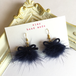 スエードリボン×ファーピアス(ネイビー)♡送料込み
