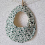 『ラスト1点』オーガニックコットンのふわふわスタイ☆緑の心花