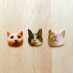 【オーダー】どーん！と猫顔ブローチ