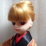 リカちゃん　着物　赤x黄色系・チェック
