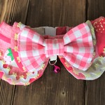 犬・猫ちゃん衿型のピンク系ブロックチェック布製飾り首輪28～32cmイチゴ