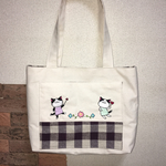 ねこ刺繍のトートバッグ