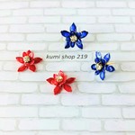 赤と青のフラワーピアス/イヤリング　