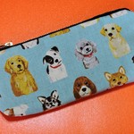 犬柄　ペンケース