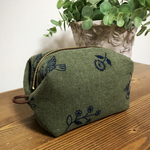 お化粧ポーチ＊刺繍カーキ