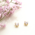 【アウトレット】一粒クリスタル♡　樹脂ノンホールピアス (イヤリング)　6mm　