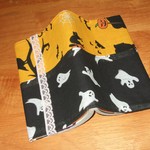 ☆値下げしました☆コミックサイズ　ハロウィンのブックカバー