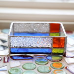 ステンドグラスの小物入れ