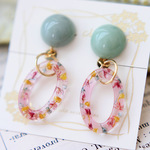 ベビーピンク・オーバルリング　グリーンカボション・イヤリング