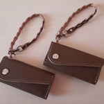 スマートキーも入るレザーキーケース[カーキ]