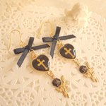 ♡ハートクロスのリボンピアス♡（Black）