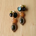 グリーン×イエローの大人なピアス/イヤリング