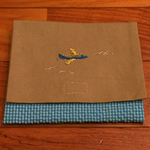 手刺繍入り小物入れ　移動ポケットとして最適♬