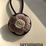 再販☆刺繍☆くるみボタンのヘアゴム