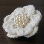 送料込・お花のブローチ