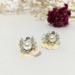 143▽スパンコールのビーズ刺繍ピアス