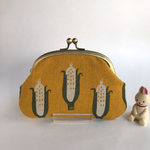 かずリン様オーダー品 とうもろこしのがま口ポーチ