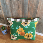 かわいいオムツ&お着替えたっぷりポーチ北欧の季節に花をそえてSALE