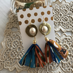 秋色✱布製タッセルピアス