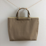 シンプルバック　ベージュ