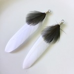 フェザー チャーム 2個