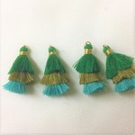 ３段タッセルグリーン４個