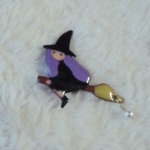 七宝　空飛ぶ魔女子