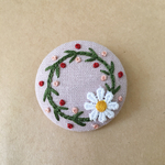 お花の刺繍ブローチ②