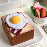 ベーコンエッグトーストの小物入れ