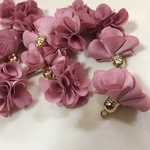 H.C.S. Collection様専用ページ、フラワータッセル☆ピンク8個☆ピアス☆イヤリング☆フラワー