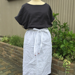 真っ白エプロン