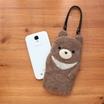 【50％OFF 】羊毛フェルトで作った くまさんのスマホポーチ