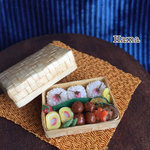 ミニチュアフード 竹かご桜おにぎり弁当
