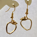 リンゴのゴールドピアス