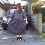 リネン　チャコールグレー　バルーン袖ワンピース👗