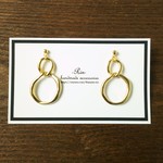 ダブルリングピアス