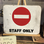 インテリア看板staff only