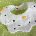 ふわふわ♡ガーゼスタイ　おにぎり