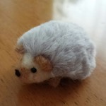 ふわふわフェイクファーのハリネズミさん