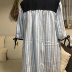 ストライプ柄とネイビーレースのチュニックブラウス