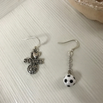サッカーボール小ピアス