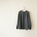ハイネックブラウス リネン グレー バックリボン