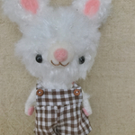 オーバーオール 白うさぎくん あみぐるみ